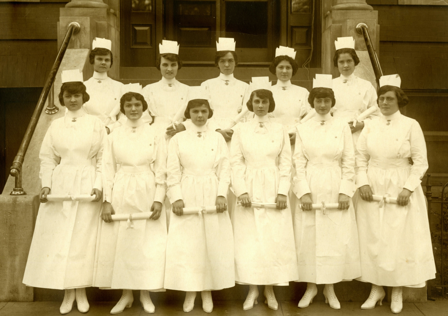 Photo of nursing students during the last pandemic in 1920 